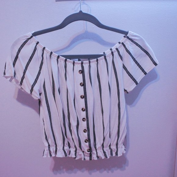 H&M White & Black Off the Shoulder Crop Top - Picture 3 of 3